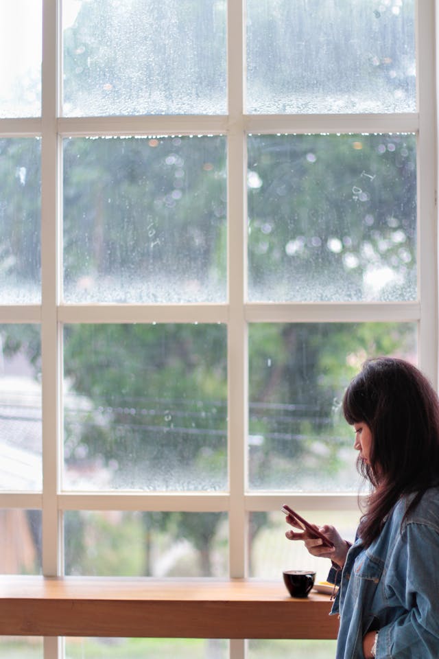 FAQ: Should I Clean My Windows Before or After a Storm? 