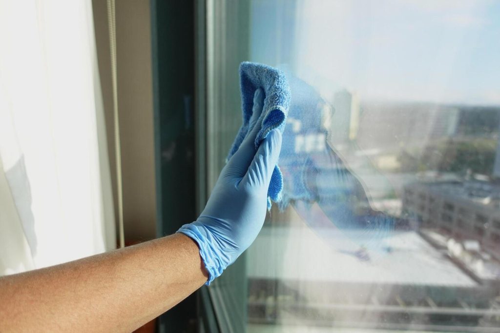 Window Cleaning: DIY or Hire Professionals?