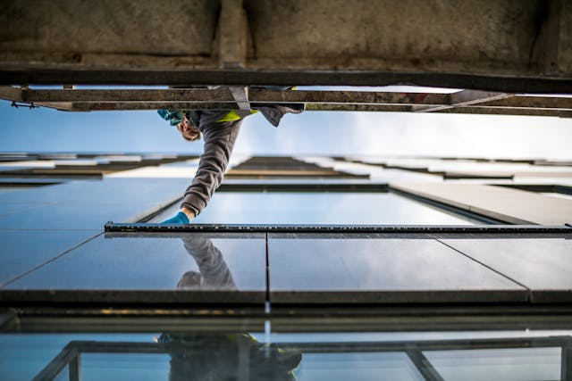 How to Find the Best High Rise Window Cleaning Service